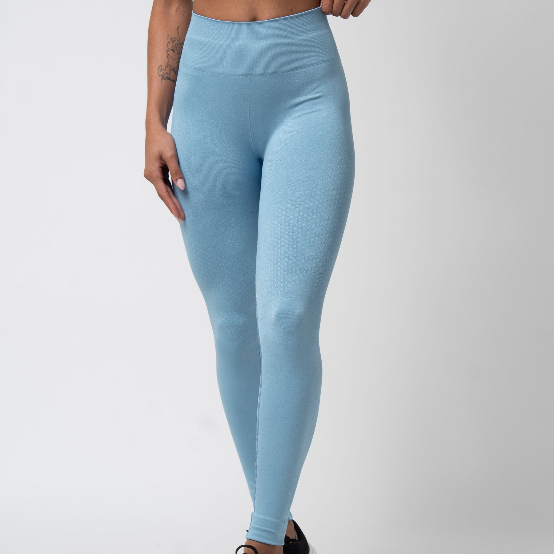 leggins_azul_claro_seamless_comfortable