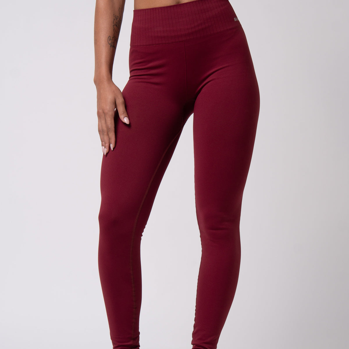 leggins_seamless_red_comfortable